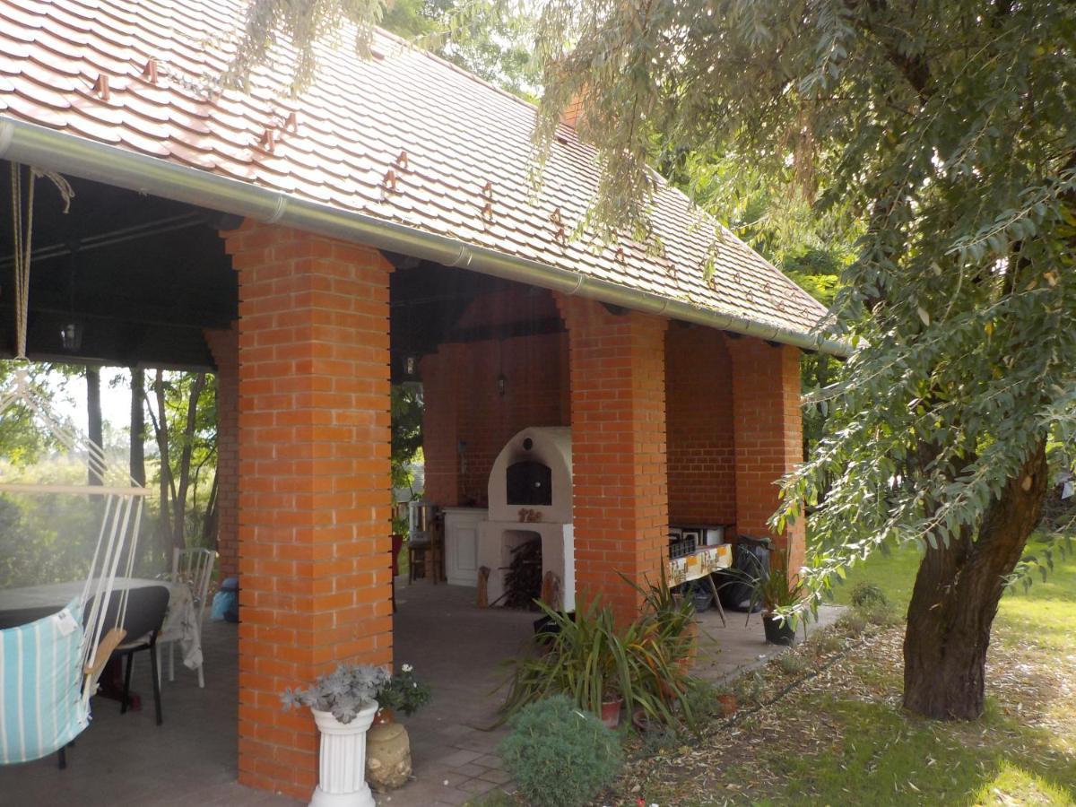 Guest House Vidravar Tabdi Luaran gambar