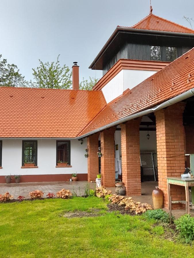 Guest House Vidravar Tabdi Luaran gambar